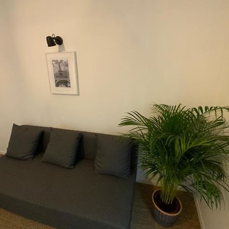 Quartier bas Montreuil à 3minutes du métro Apartamento Exterior foto